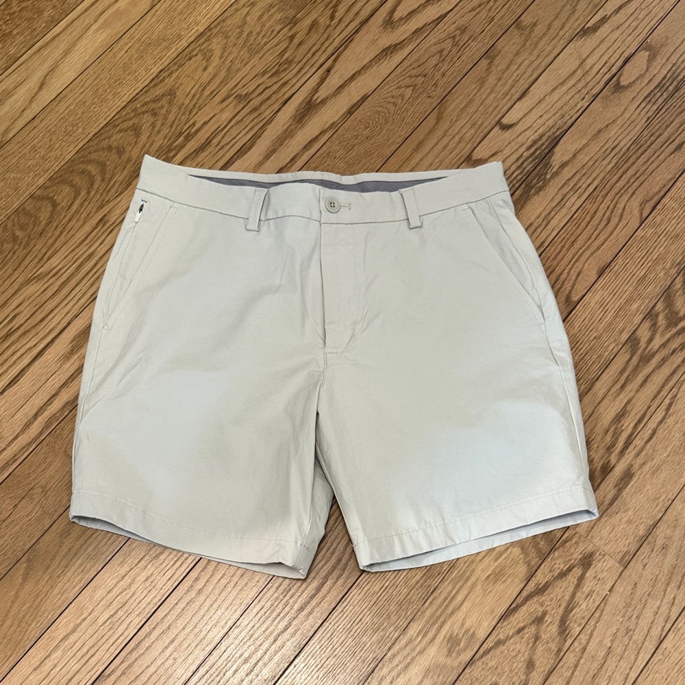 Vineyard Vines men’s shorts.